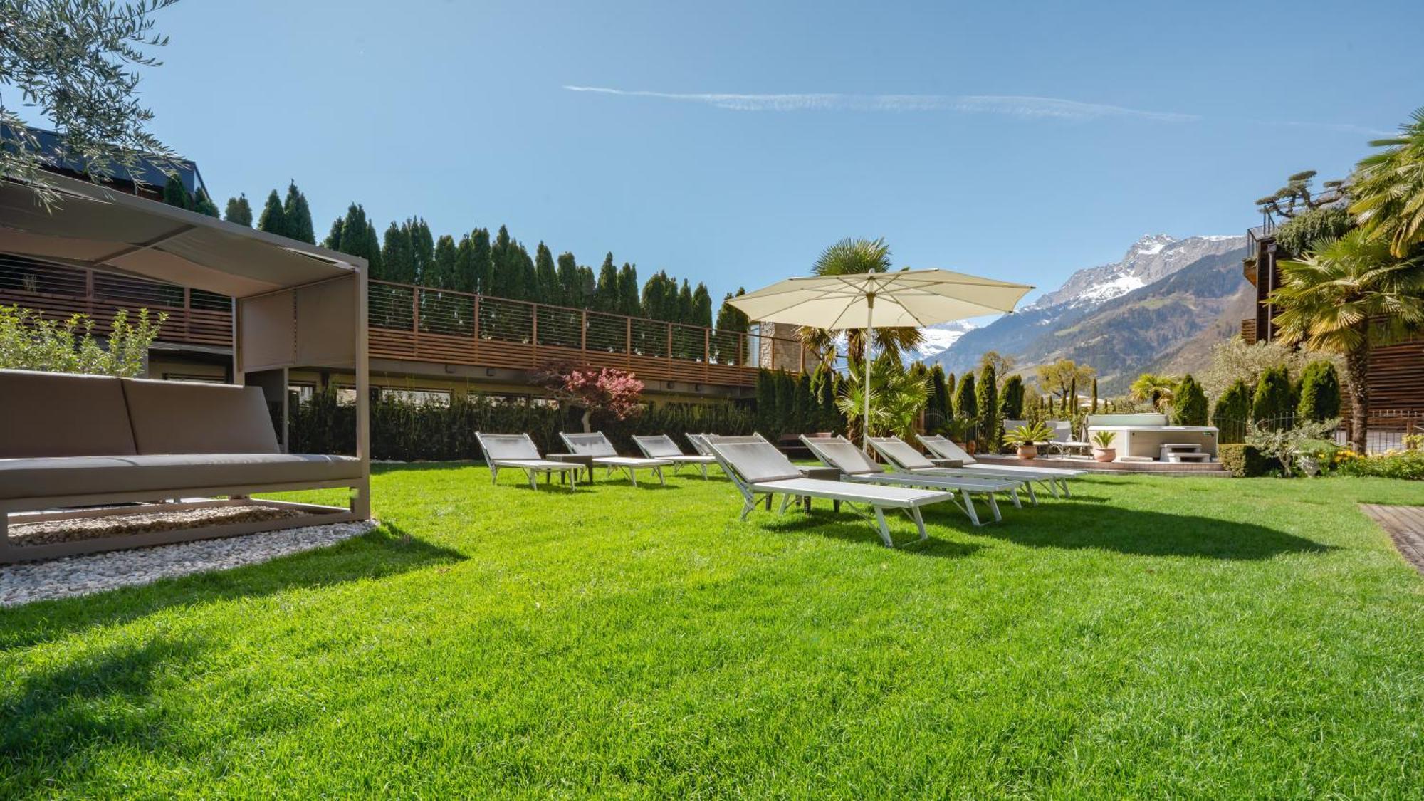 Hotel Alpenhof Tirolo Exteriör bild